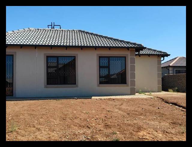 3 BEDROOM HOUSE FOR SALE IN REIGERPARK